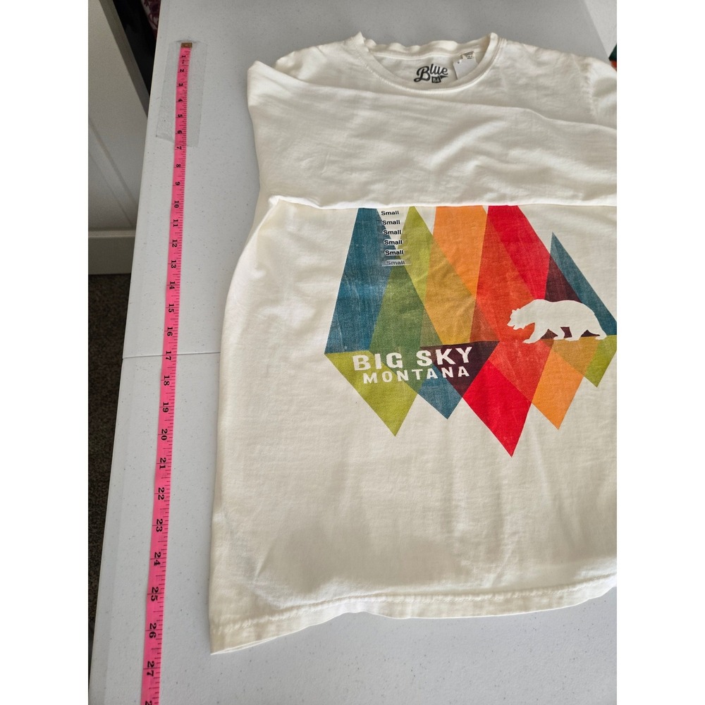 NWT Blue 84 Mens Small T-Shirt Ivory Big Sky Montana Mountain Bear Graphic - Picture 7 of 8